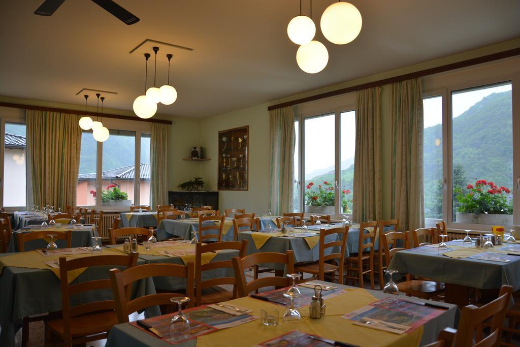 Ristorante Bironico Hotel ภายนอก รูปภาพ